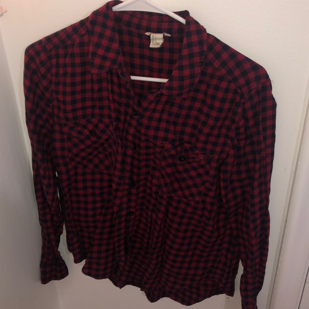 red and navy checkered button down